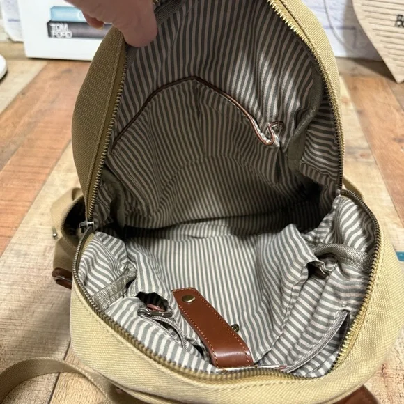 ANTIK KRAFT
Willa Canvas Backpack - Picture 10 of 13